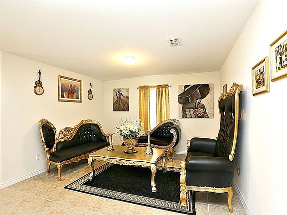 5th image of 14777 Magnolia Ln