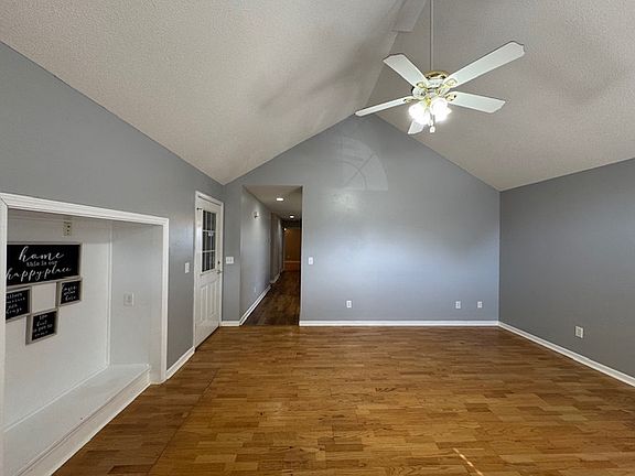 3rd image of 114 Linda Kay Ct