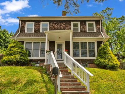 14 Barnsdale Rd, East Providence, RI, 02914