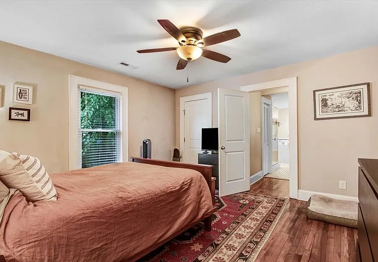 510 Carlton Ave — Photo 10