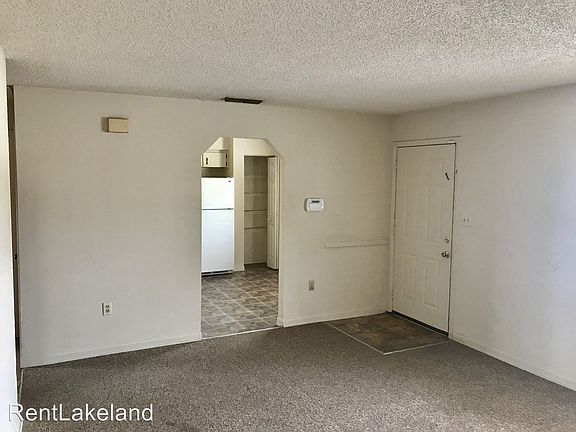 2nd image of 616 S Westgate Ave