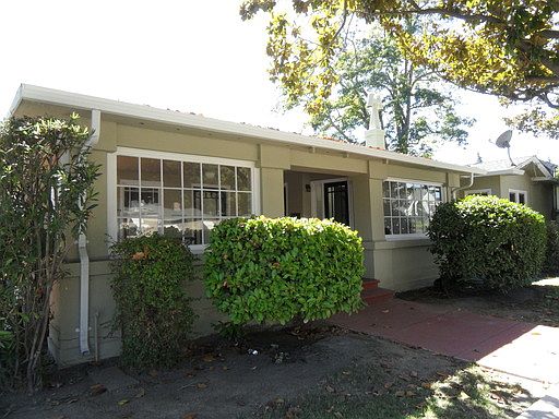 1st image of 1551 Lincoln Ave