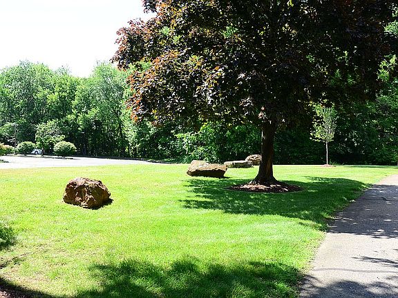 4th image of 189 Littleton Rd Unit 33