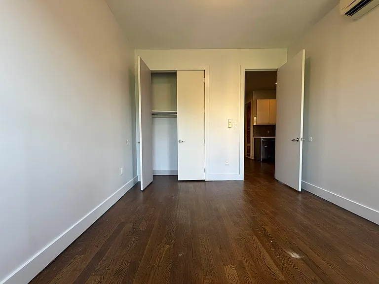 629 Willoughby Ave #2A — Photo 5