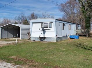 405 W Wisconsin St, Oblong, IL 62449