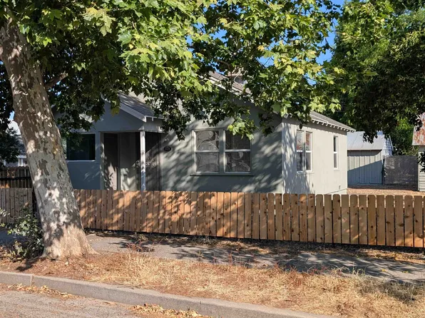 1124 Union St, Red Bluff, CA 96080