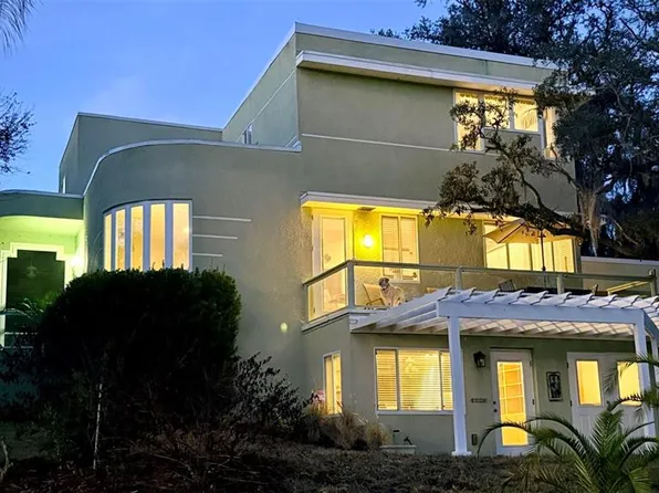 190 Crystal Lake Dr, Clermont, FL 34711