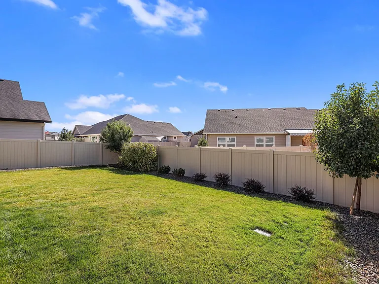 11673 Triloba St — Photo 56