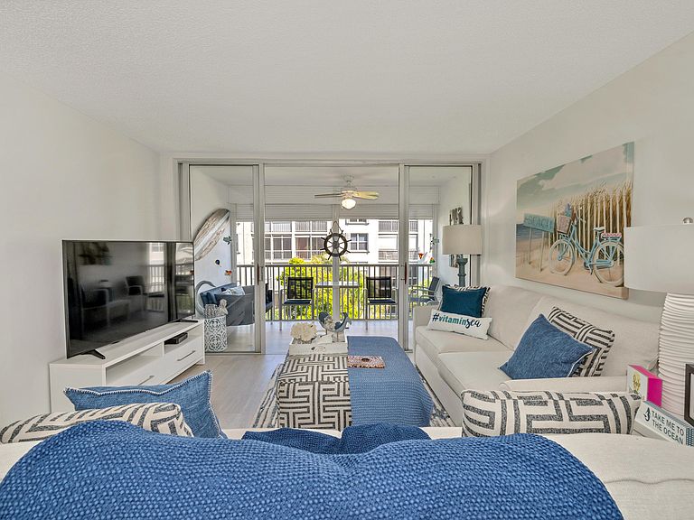 Seagate Of Gulfstream Condominiums Boynton Beach, FL Zillow