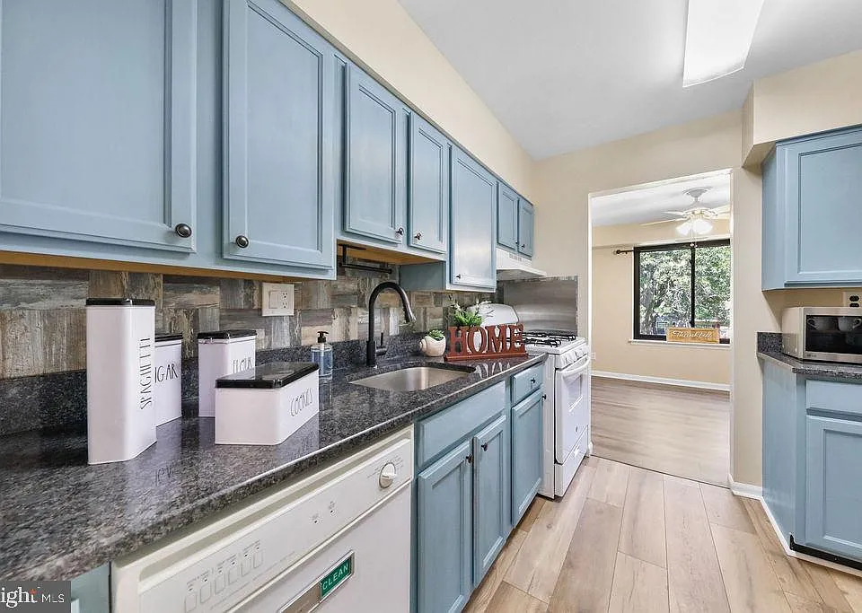 124-4 Kirkbride Rd