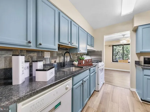 124-4 Kirkbride Rd, Voorhees, NJ 08043
