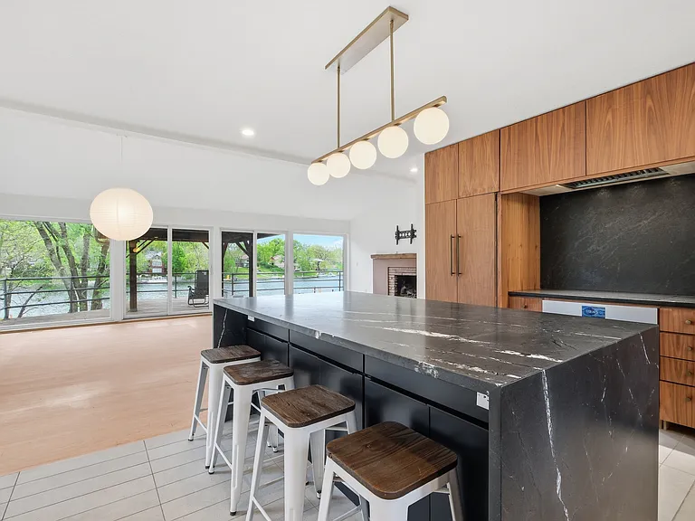 7907 NW Westside Dr — Photo 5