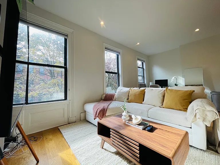 134 Wayne St #2 — Photo 7