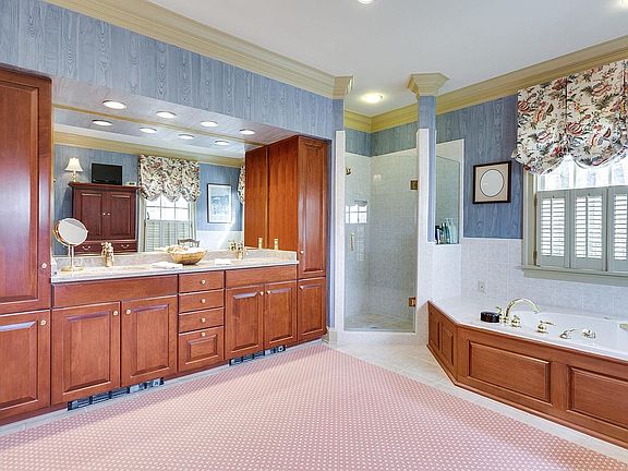4th image of 9909 Blackmore Vale Way