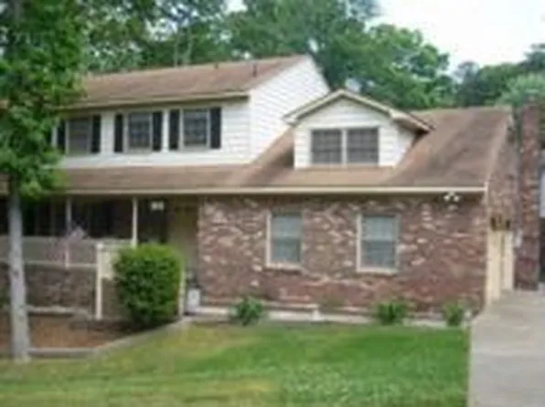 156 Bloxom Dr, Newport News, VA 23608