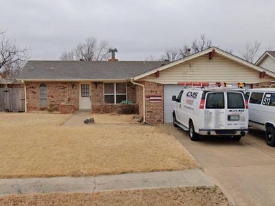 713 Lonnie Ln, Moore, OK, 73170