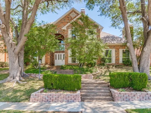 2604 Spring Lake Dr, Richardson, TX 75082
