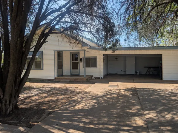 603 N Grand Ave, Olney, TX 76374