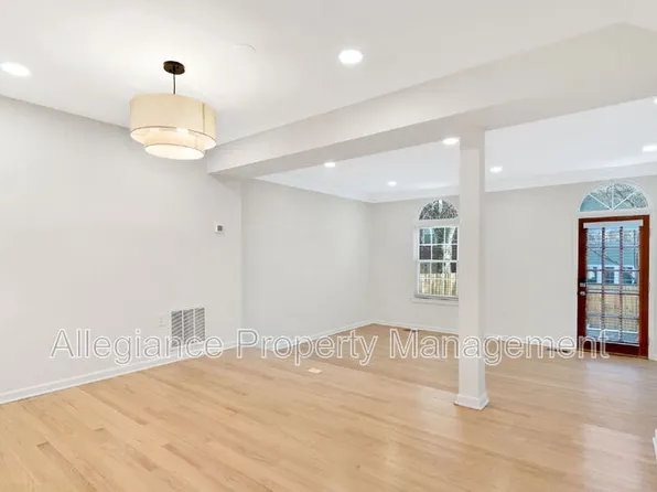 6630 Medinah Ln, Alexandria, VA 22312