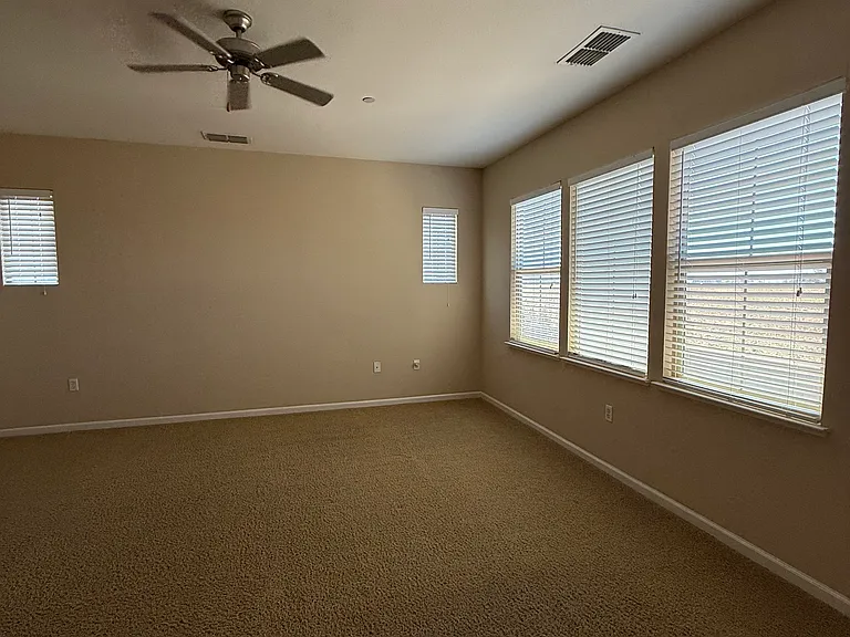 5301 E Commerce Way #11103 — Photo 33