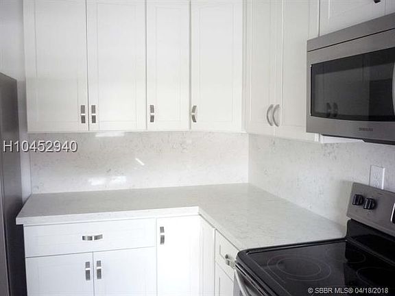 5th image of 9520 S Hollybrook Lake Dr APT 205