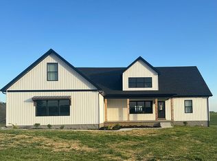 15230 Louisville Rd, Smiths Grove, KY 42171