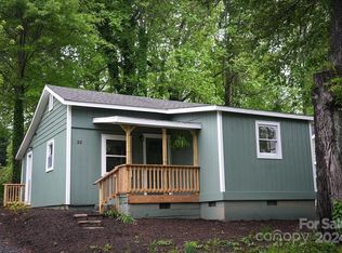 33 Hemphill Cir, Brevard, NC 28712