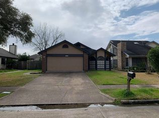 13571 Catalina Village Dr, Houston, TX 77083