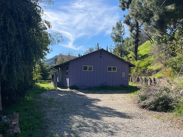 2863 Grand Ave — Photo 2