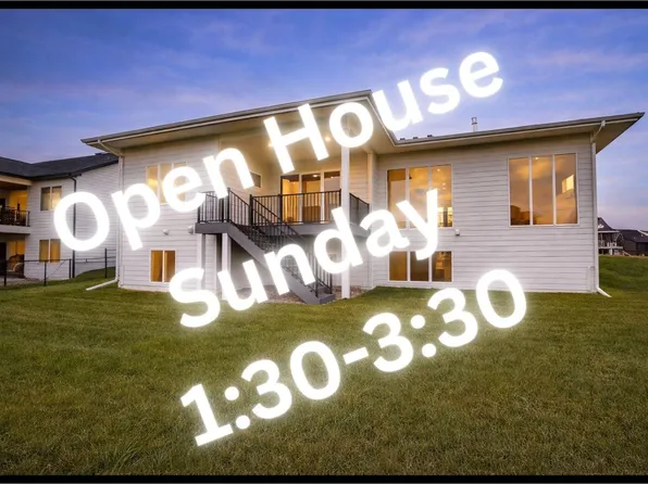 17212 Springbrook Trl, Urbandale, IA 50323