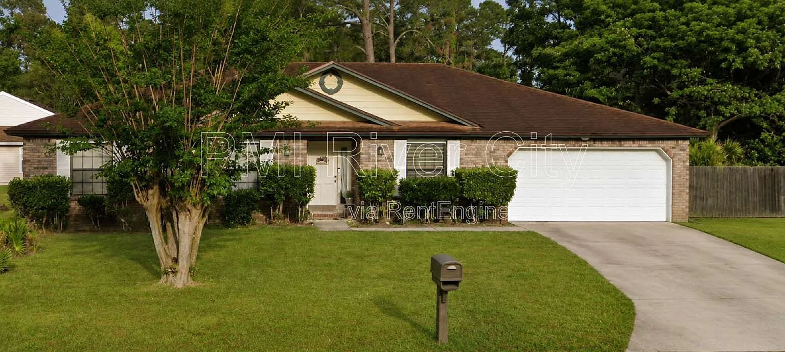 4 bed, 2.0 bath, $2,050 — Photo 1