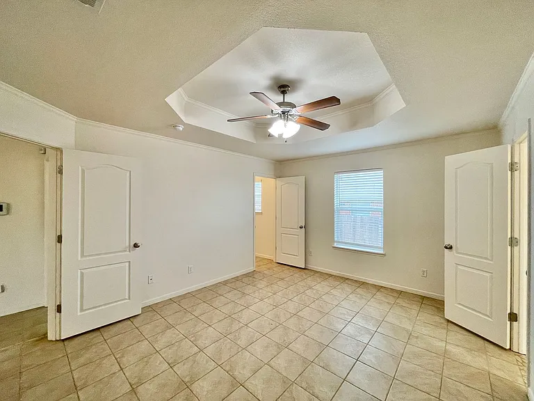 3709 Salt Fork Dr — Photo 10