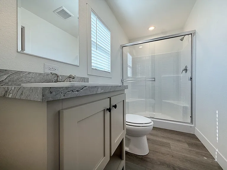 2060 N Center St #410 — Photo 9