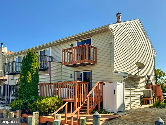 4th image of 150 Captains Quarters Rd