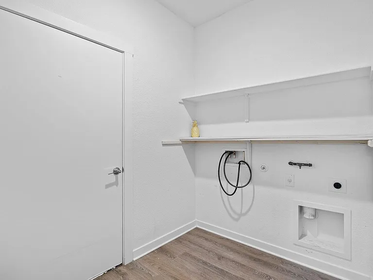129 Cupreata Ln — Photo 24