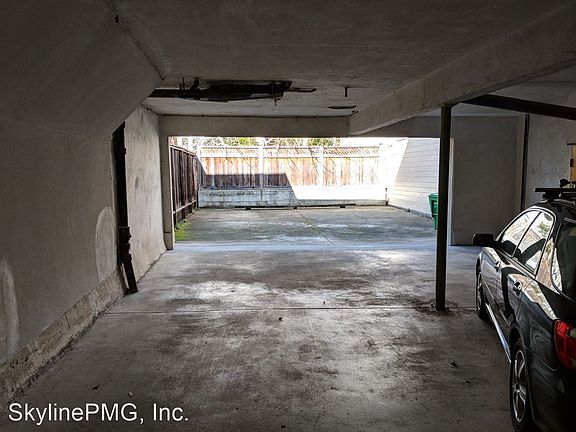 5th image of 246 28th St #5