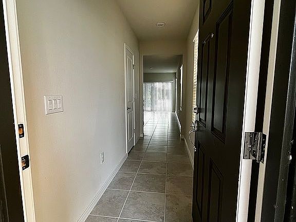 3rd image of 1268 Regal King Dr