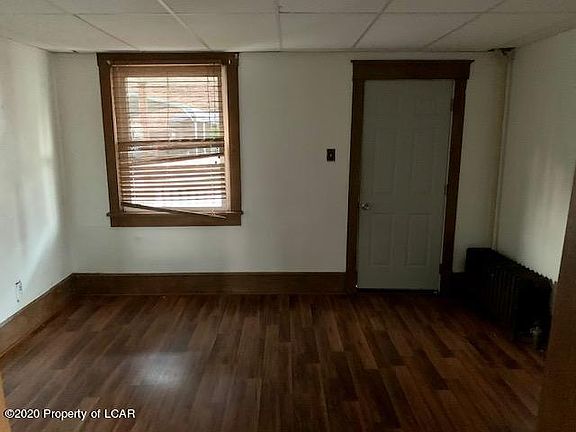 2nd image of 16 Barney St