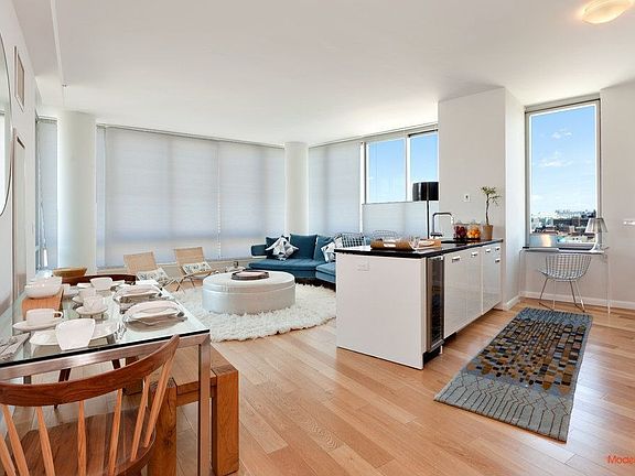 3rd image of 4630 Center Blvd APT 1201