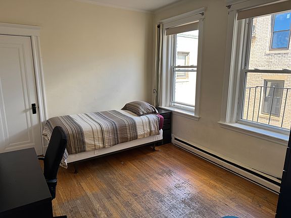 5th image of 85 Park Dr APT 24