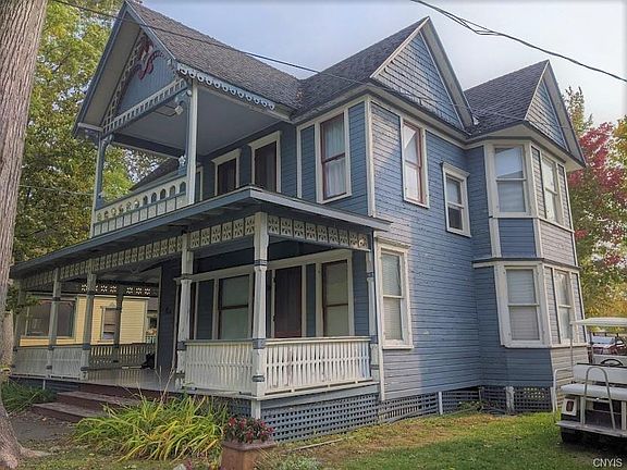 3rd image of 42902 Saint Lawrence Ave