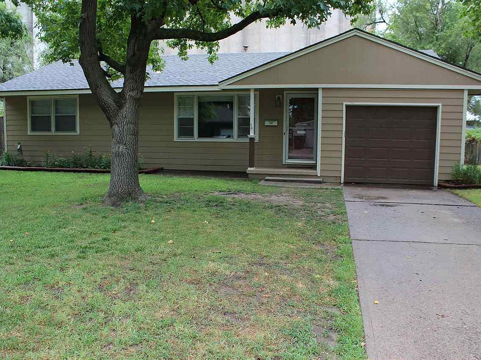 1st image of 17 Meadowlark Ln