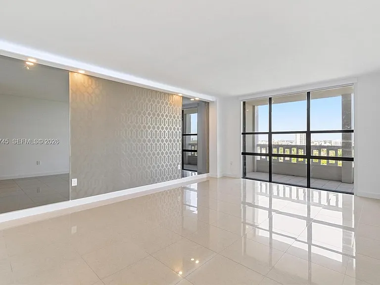 9801 Collins Ave #11O — Photo 6