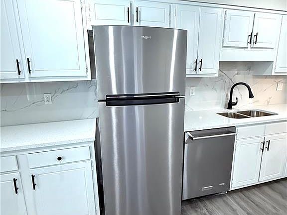 5th image of 2897 Torreya Way SE