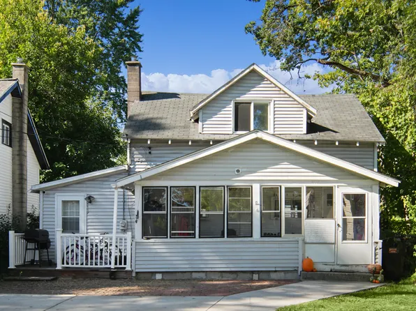 2117 Denwood Ave SW, Wyoming, MI 49509