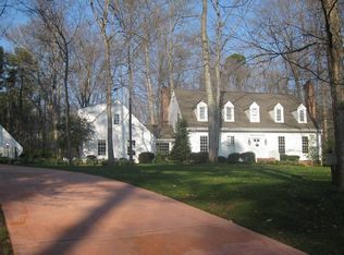 101 Longwood Dr, Chapel Hill, NC 27514