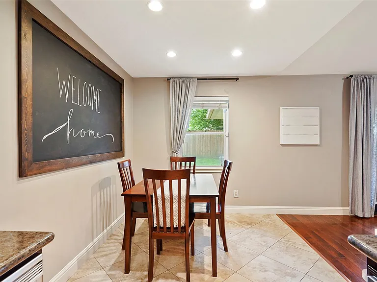 10710 Overbrook Ln — Photo 20