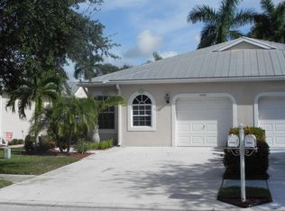 10765 Pelican Dr, Wellington, FL 33414
