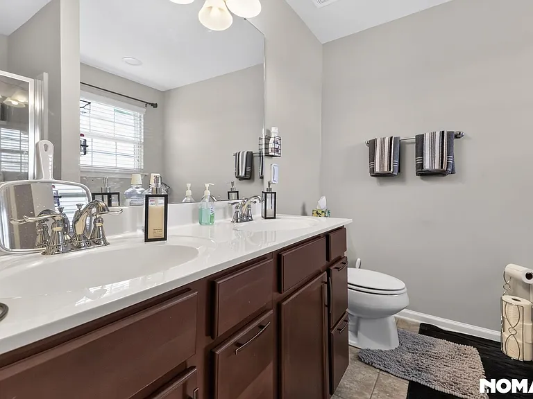 676 Twisted Oak Ct — Photo 22