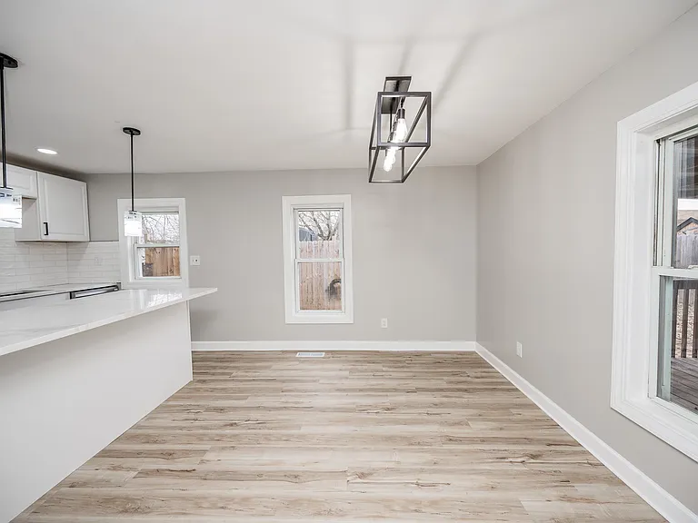 2804 Yankee Rd — Photo 18